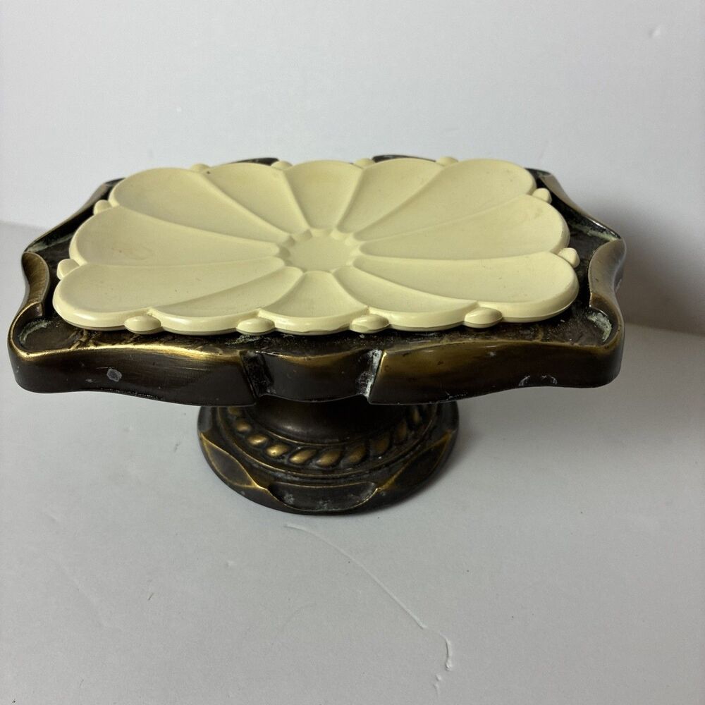 AMEROCK Carriage House Soap Dish Holder for Bathroom 9051-2 Vintage 1970s